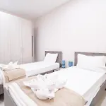 4br With Wifi, Ac And Comfy Beds By 360 Estates Għajnsielem