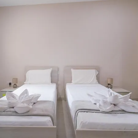 Retreat 4 Bedrooms, Panoramic Terrace Appartement Għajnsielem