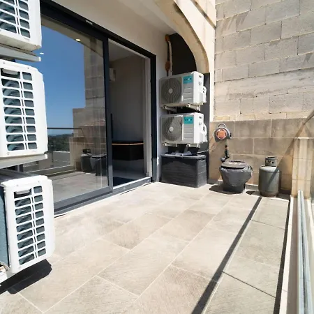 Apartamento Retreat 4 Bedrooms, Panoramic Terrace Ghajnsielem