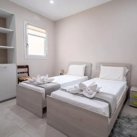 Retreat 4 Bedrooms, Panoramic Terrace Apartamento