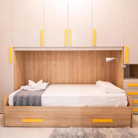 Retreat 4 Bedrooms, Panoramic Terrace Апартаменты Айнсилем