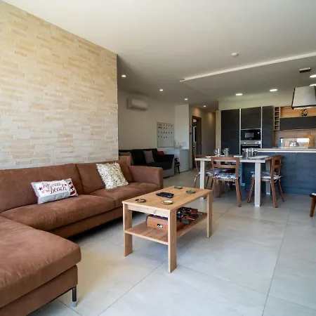 Retreat 4 Bedrooms, Panoramic Terrace *