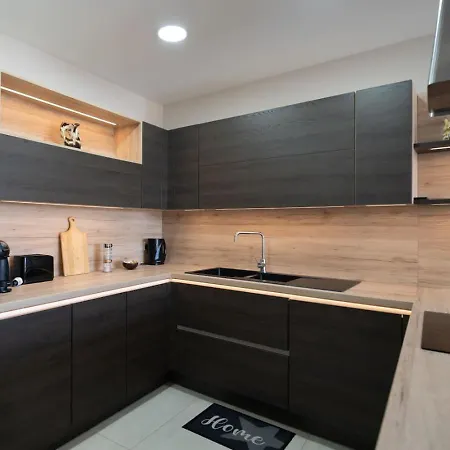 Retreat 4 Bedrooms, Panoramic Terrace Apartamento