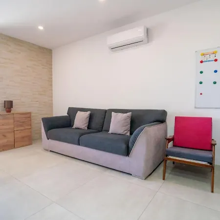 Apartamento Retreat 4 Bedrooms, Panoramic Terrace Ghajnsielem